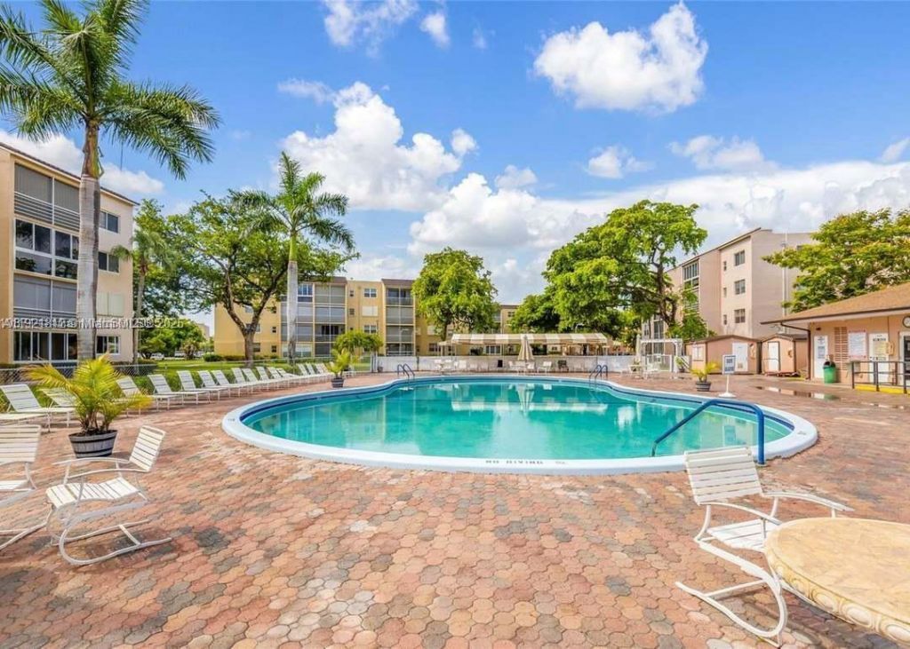 Please Call For Address, Unit 112, Lauderdale Lakes, FL 33311 Photo