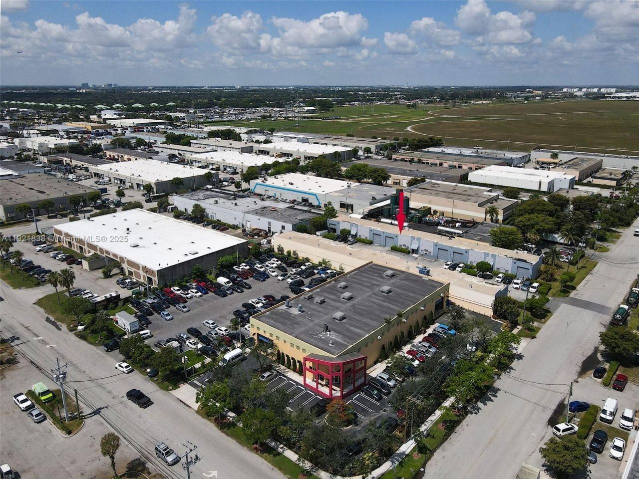 8450 NW 68 St, Doral, FL 33166 Photo