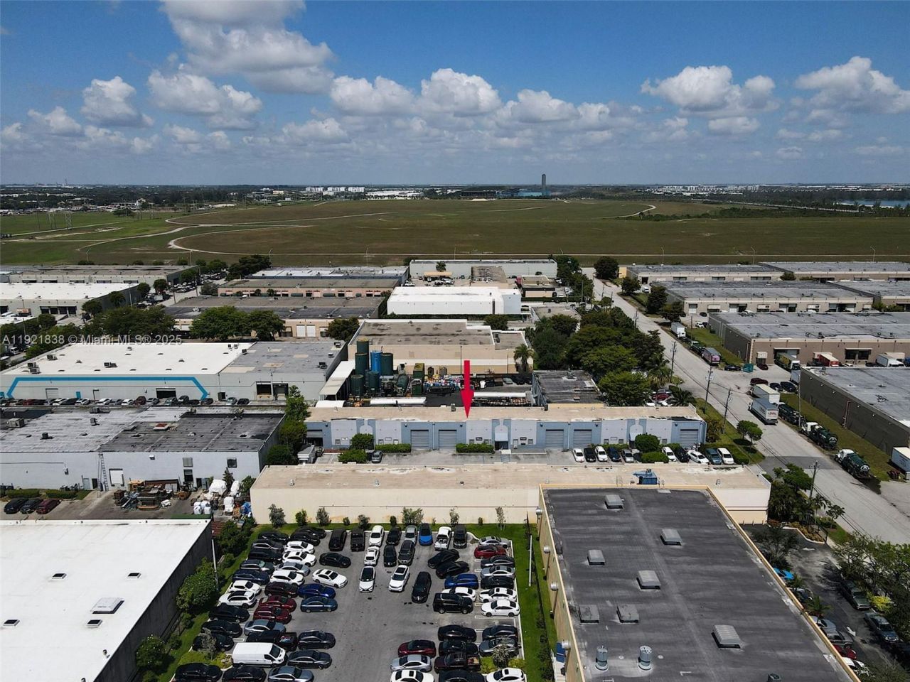 8450 NW 68 St, Doral, FL 33166 Photo