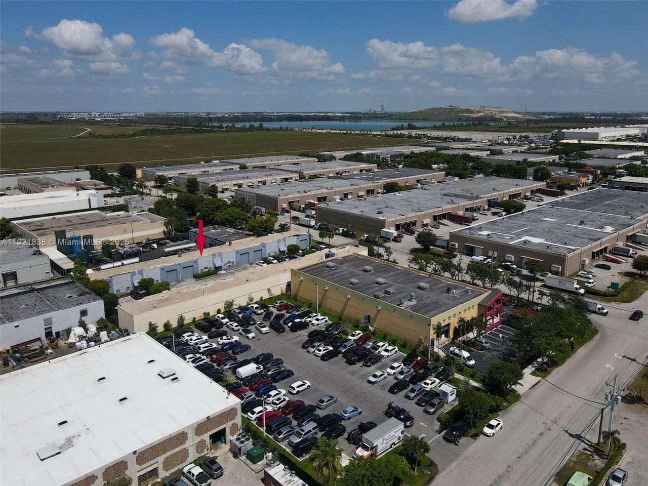 8450 NW 68 St, Doral, FL 33166 Photo