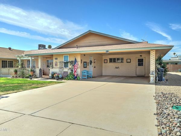 10256 N 105th Drive, Sun City, AZ 85351