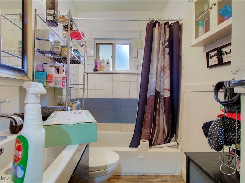 11909 Phillips Avenue, Cleveland, OH 44108 Photo 11