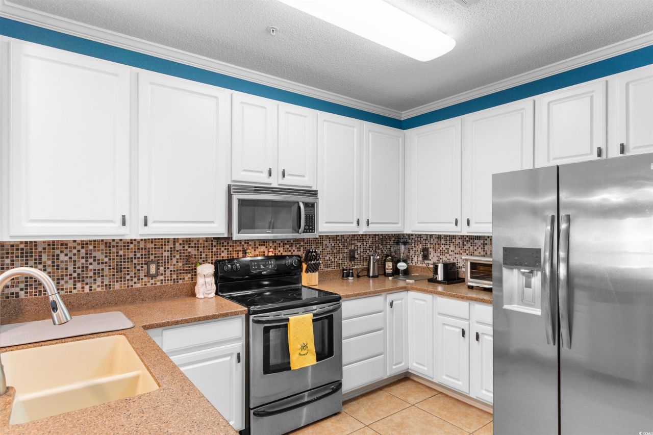 1100 Commons Blvd. Photo 24