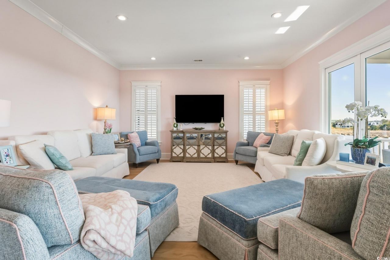 96 Permit Ct. Photo 3