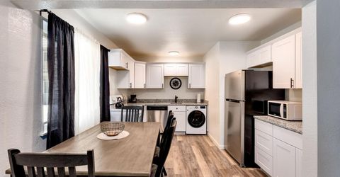 1223 Bonanza Avenue, Unit 3, South Lake Tahoe, CA 96150 Photo