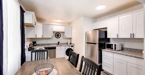 1223 Bonanza Avenue, Unit 3, South Lake Tahoe, CA 96150 Photo