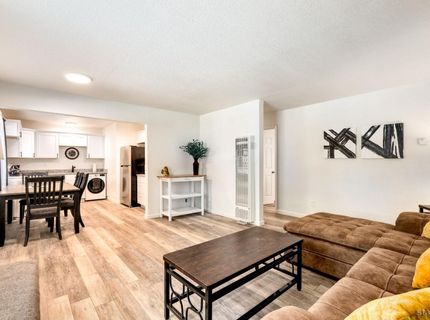 1223 Bonanza Avenue, Unit 3, South Lake Tahoe, CA 96150 Photo
