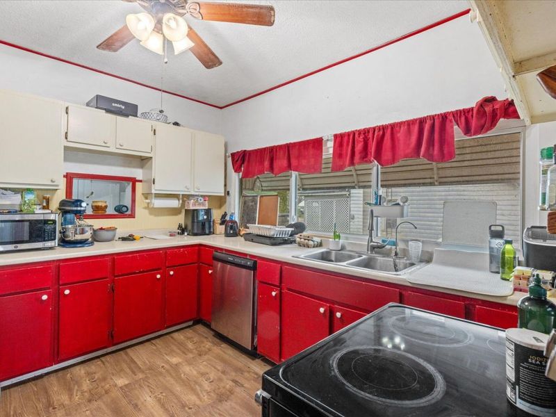 41 E Townsend Street, North Lewisburg, OH 43060 Photo 16