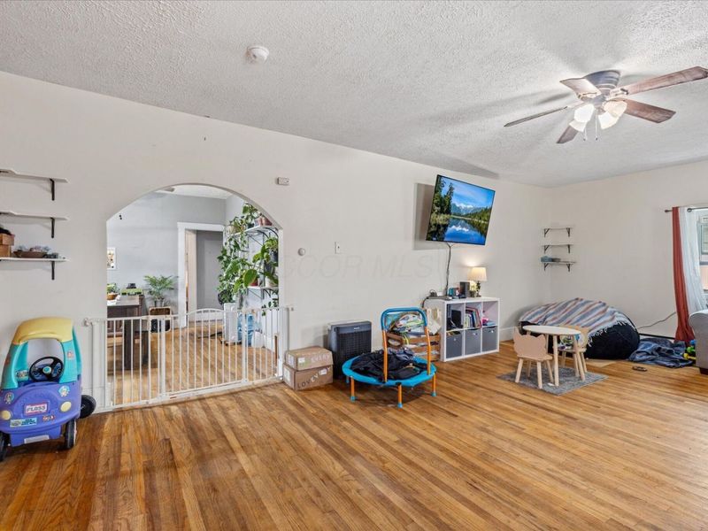 41 E Townsend Street, North Lewisburg, OH 43060 Photo 9