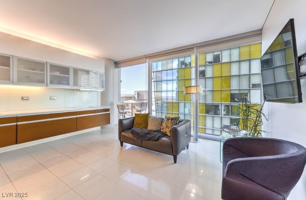 3722 Las Vegas Boulevard, Unit 708, Las Vegas, NV 89158 Main Photo