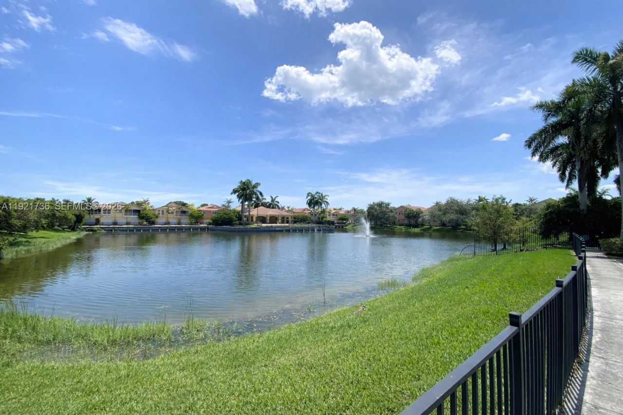1718 Carvelle Dr, Unit 1718, Riviera Beach, FL 33404 Photo
