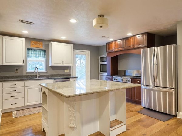 6610 Highway 63, Houston, MO 65483