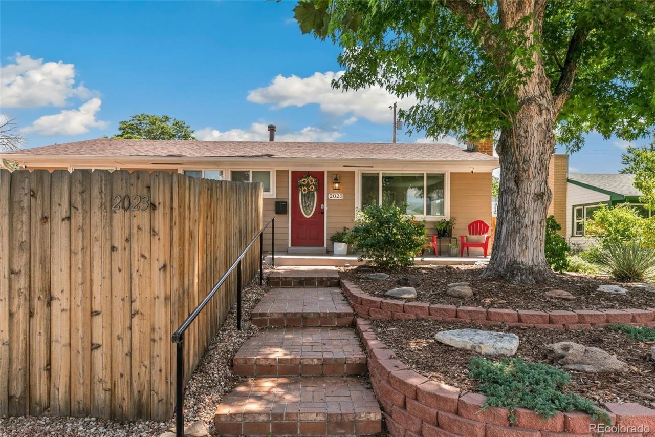 2023 Winston Road, Colorado Springs, CO 80909 Main Photo