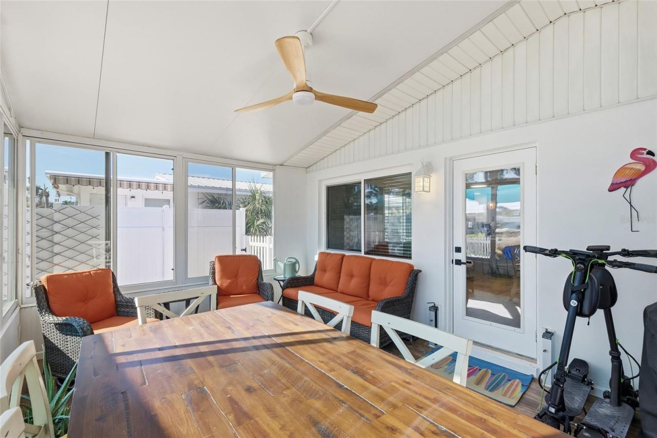 417 63rd Street, Holmes Beach, FL 34217 Photo