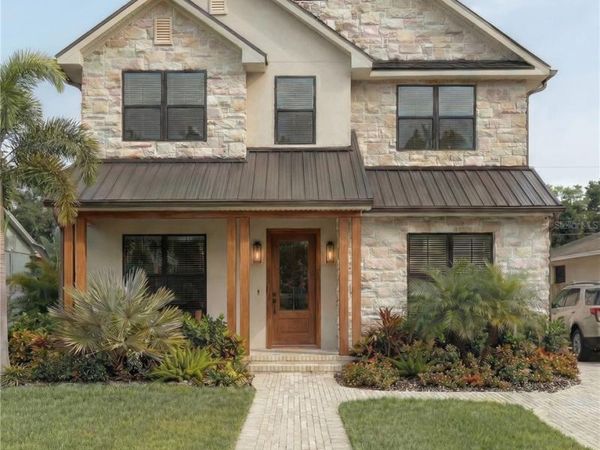 924 47TH AVENUE N, ST PETERSBURG, FL 33703