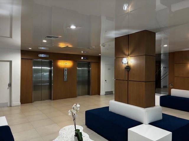 1800 N Andrews Avenue, Unit 2I, Fort Lauderdale, FL 33311 Photo