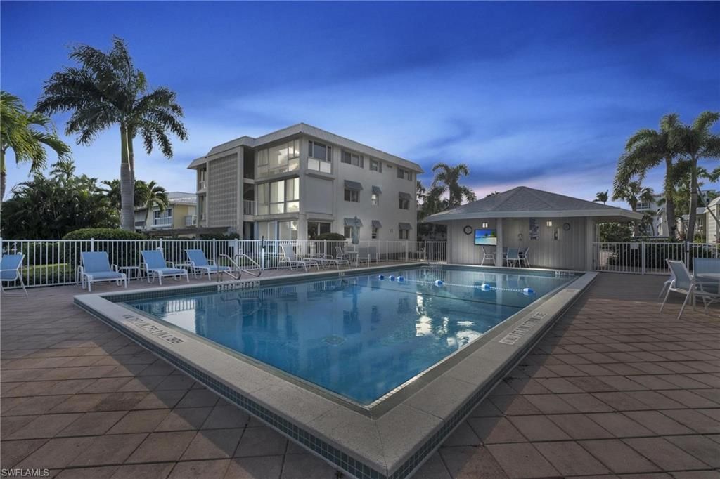 2100 Gulf Shore Blvd N, Unit 206, Naples, FL 34102 Photo