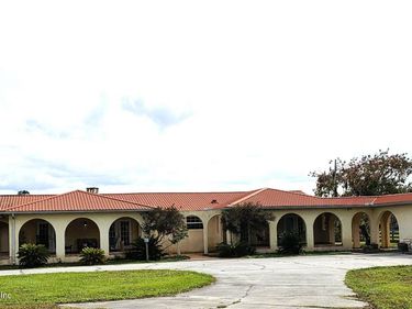 721 BUNNELL Road, Seville, FL 32190