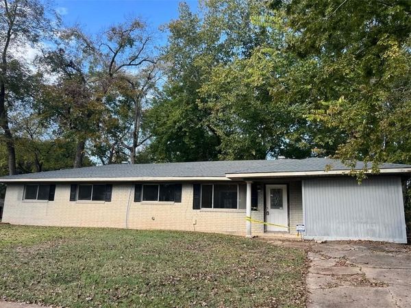 2203 MAGNOLIA Lane, Alexandria, LA 71301