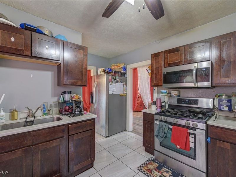 3396 W 94th Street, Cleveland, OH 44102 Photo 13