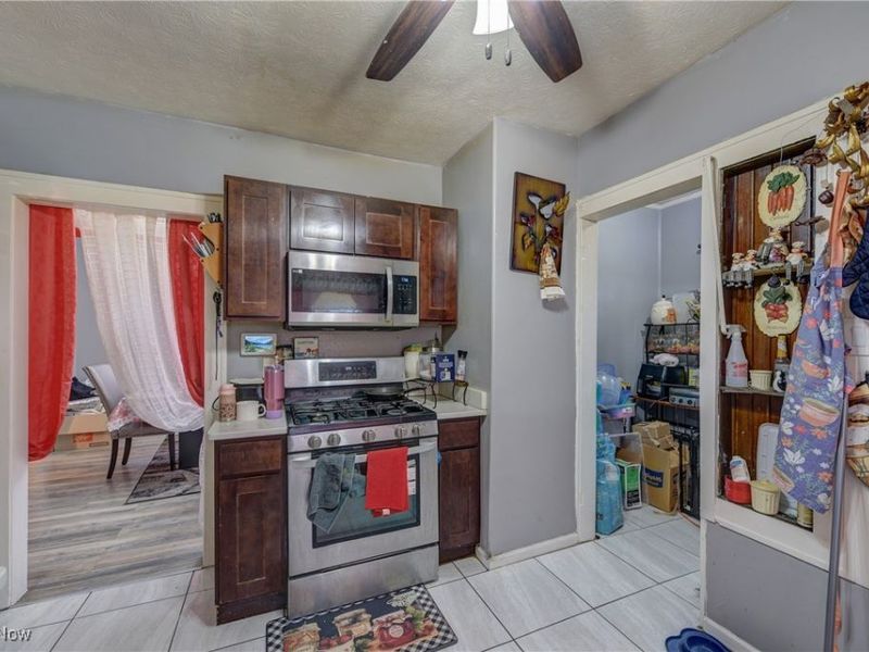 3396 W 94th Street, Cleveland, OH 44102 Photo 14