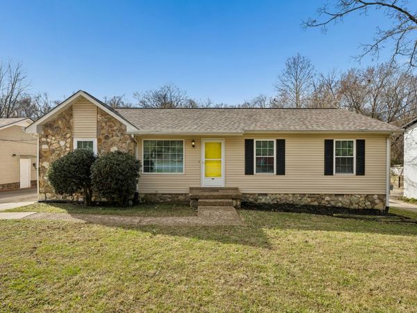 465 Rockwood Dr, Hermitage, TN 37076