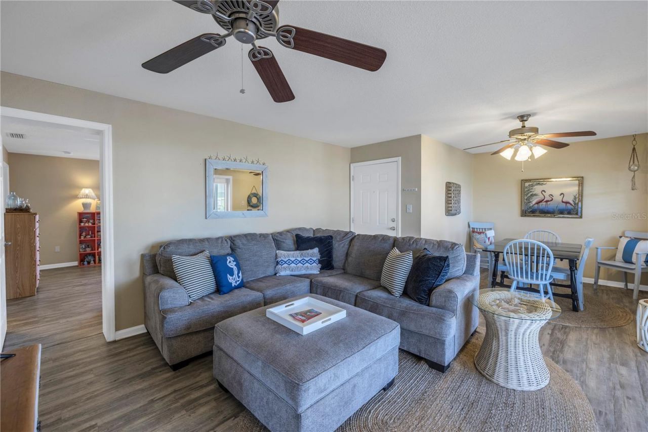 5072 Starfish Drive Se, Unit F, Saint Petersburg, FL 33705 Photo