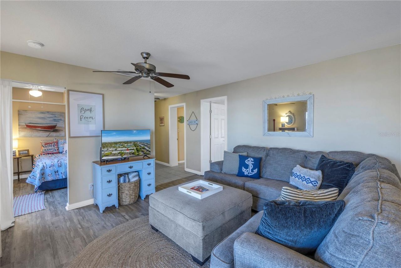 5072 Starfish Drive Se, Unit F, Saint Petersburg, FL 33705 Photo