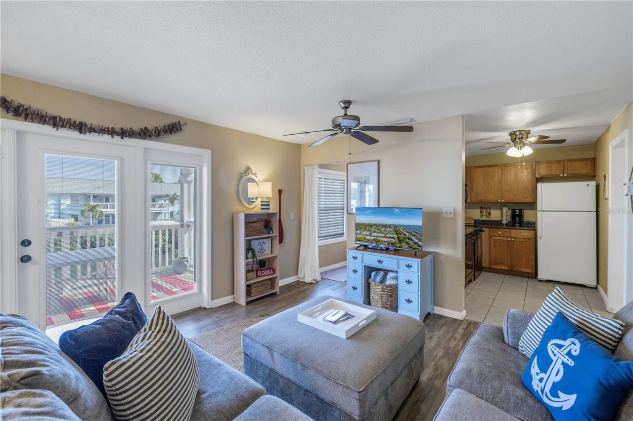 5072 Starfish Drive Se, Unit F, Saint Petersburg, FL 33705 Photo