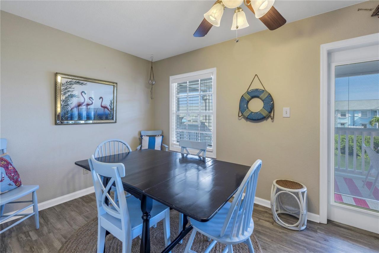 5072 Starfish Drive Se, Unit F, Saint Petersburg, FL 33705 Photo