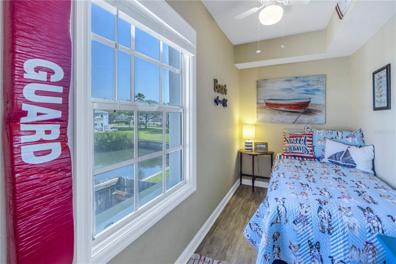 5072 Starfish Drive Se, Unit F, Saint Petersburg, FL 33705 Photo