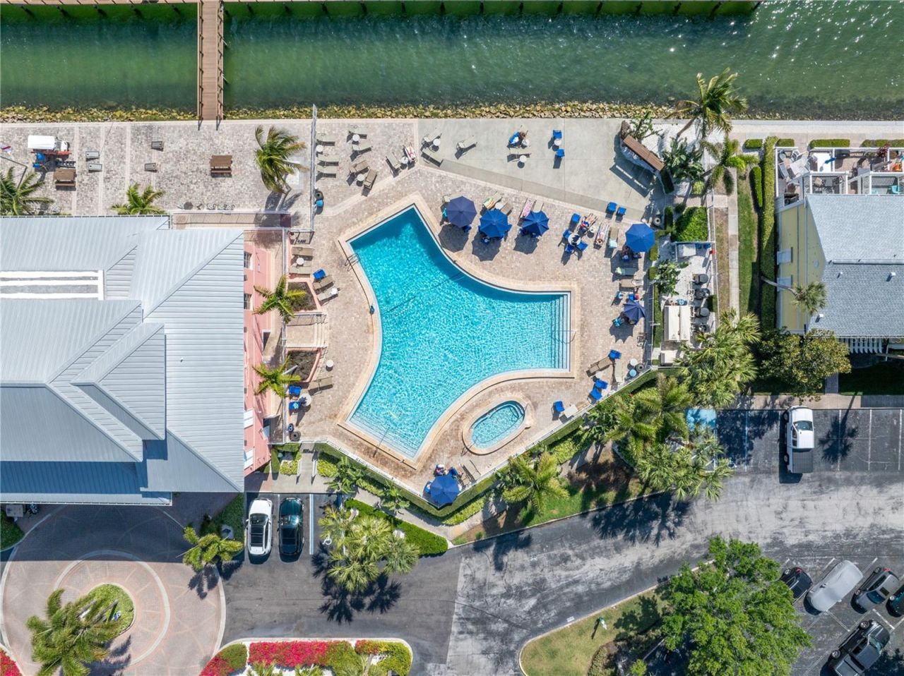 5072 Starfish Drive Se, Unit F, Saint Petersburg, FL 33705 Photo