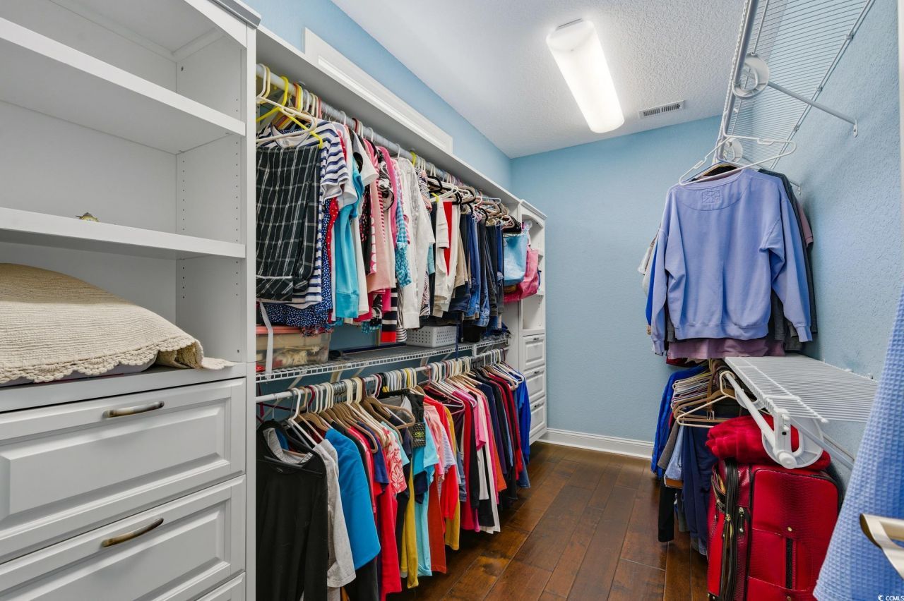 863 Cipriana Dr. Photo 6