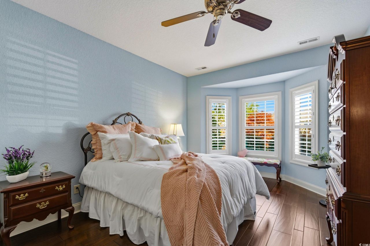 863 Cipriana Dr. Photo 8