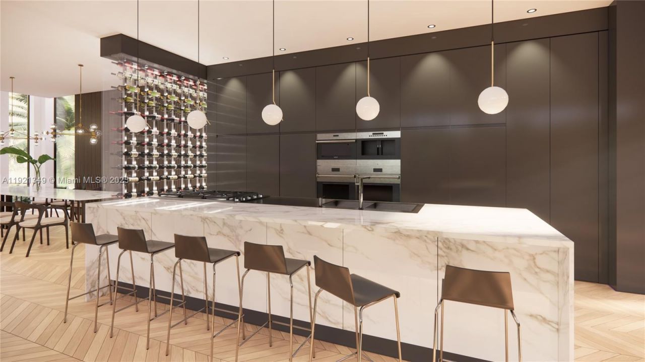 6020 Alton Rd, Miami Beach, FL 33140 Photo