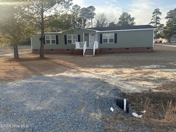 542 Red Oak Farm Road, Tar Heel, NC 28392
