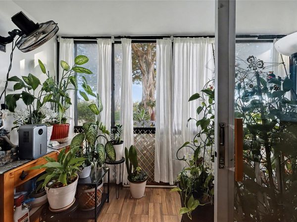 9520 S Hollybrook Lake Drive, Unit 103, Pembroke Pines, FL 33025