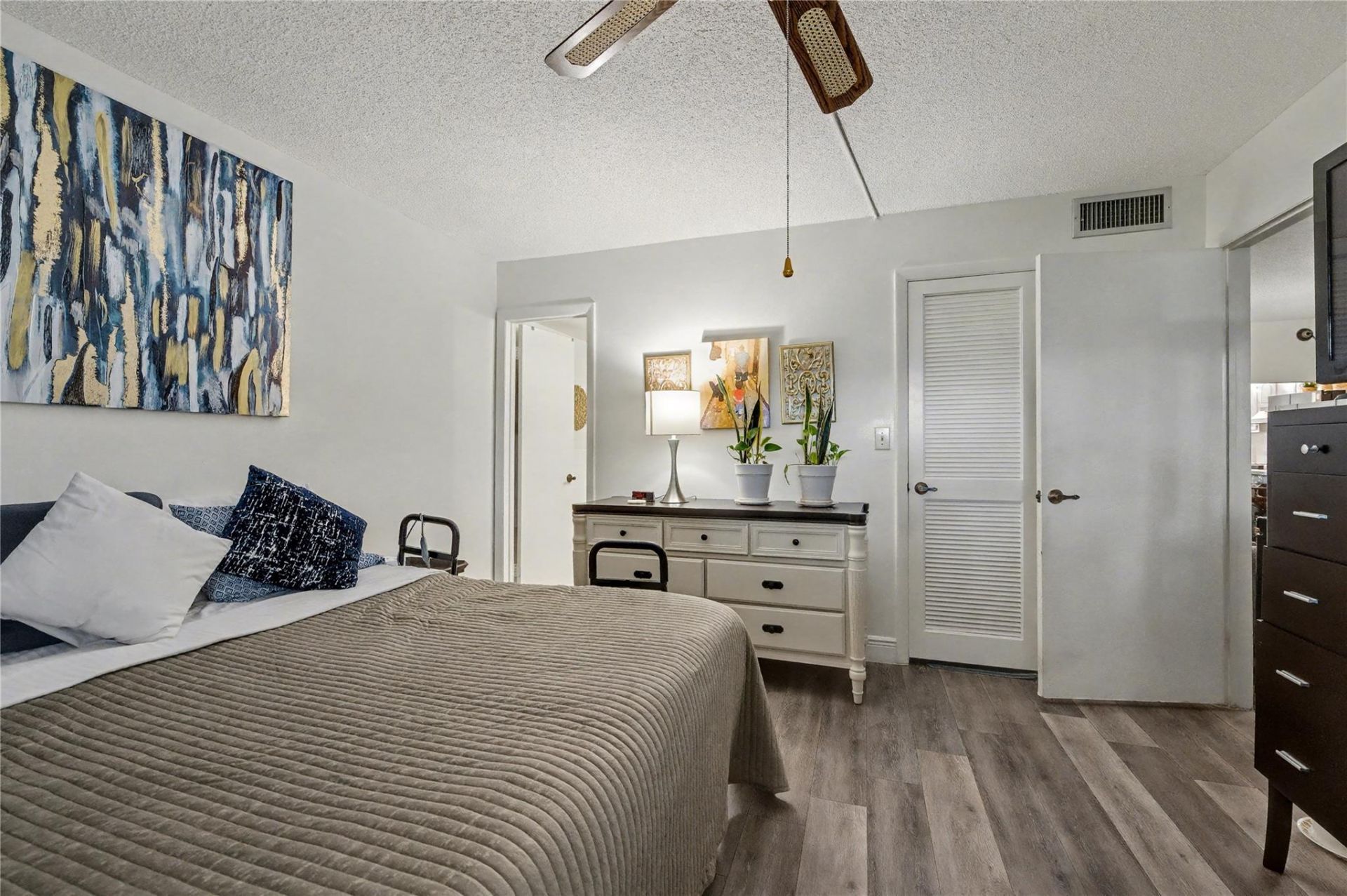 9520 S Hollybrook Lake Drive, Unit 103, Pembroke Pines, FL 33025 Photo