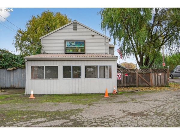 50316 COLUMBIA RIVER HWY, Scappoose, OR 97056