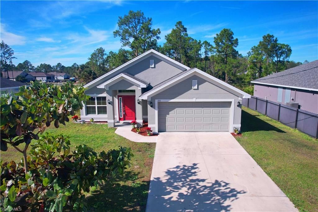 1911 Lemona Ave, Lehigh Acres, FL 33972 Photo