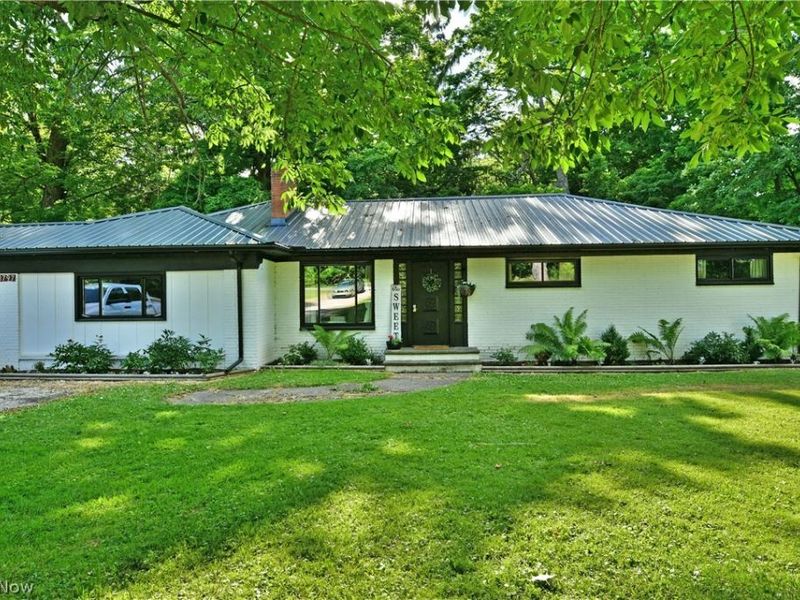 8797 Delin Thomas Road, Kinsman, OH 44428 Photo 2