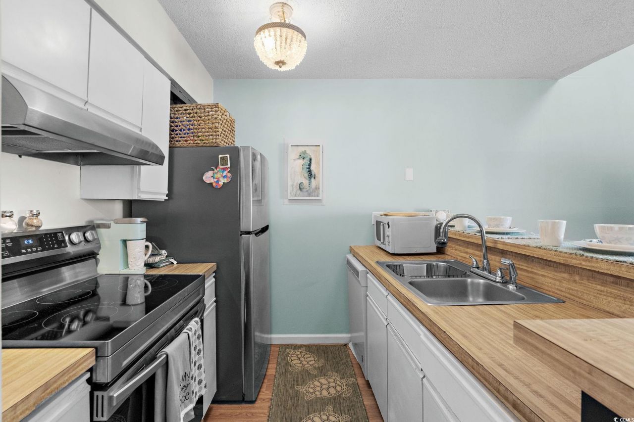 4473 Little River Inn Ln. Photo 9