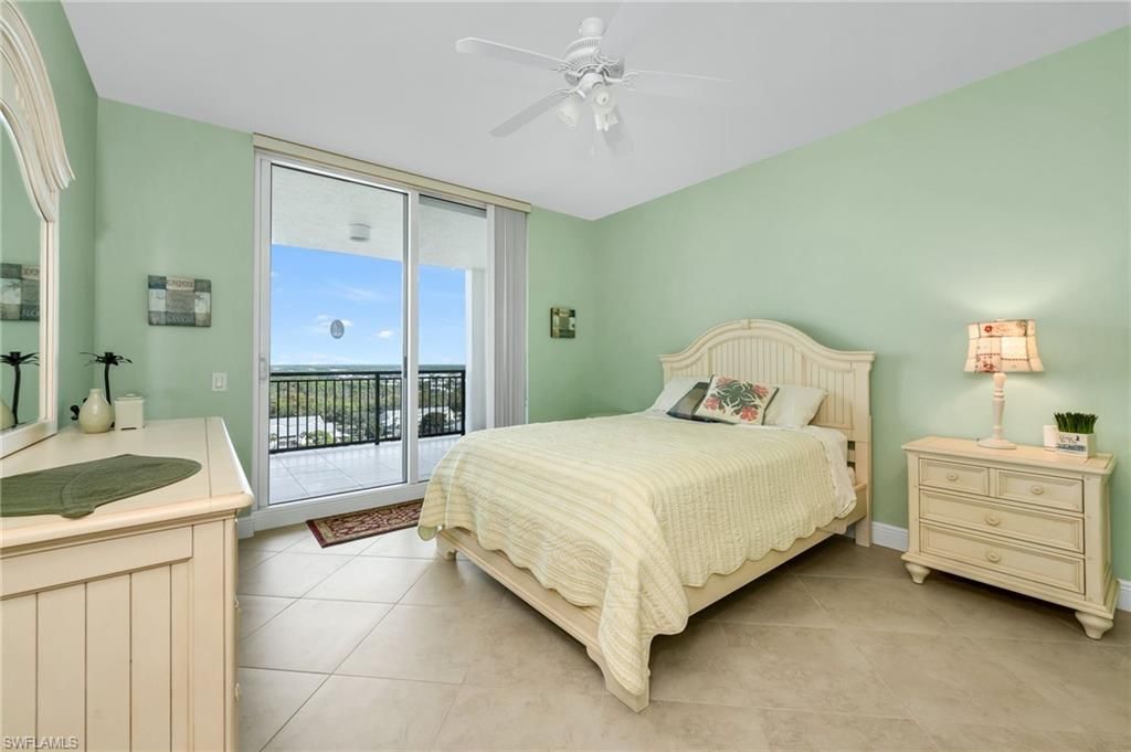 455 Cove Tower Dr, Unit 1603, Naples, FL 34110 Photo