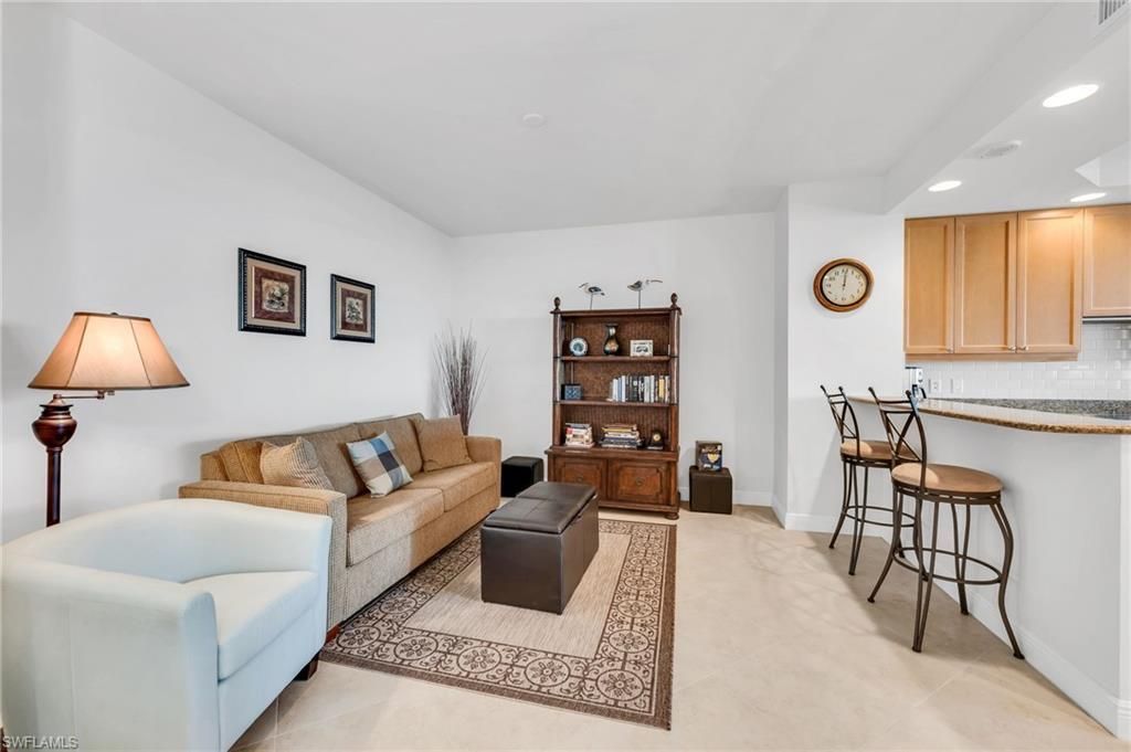 455 Cove Tower Dr, Unit 1603, Naples, FL 34110 Photo