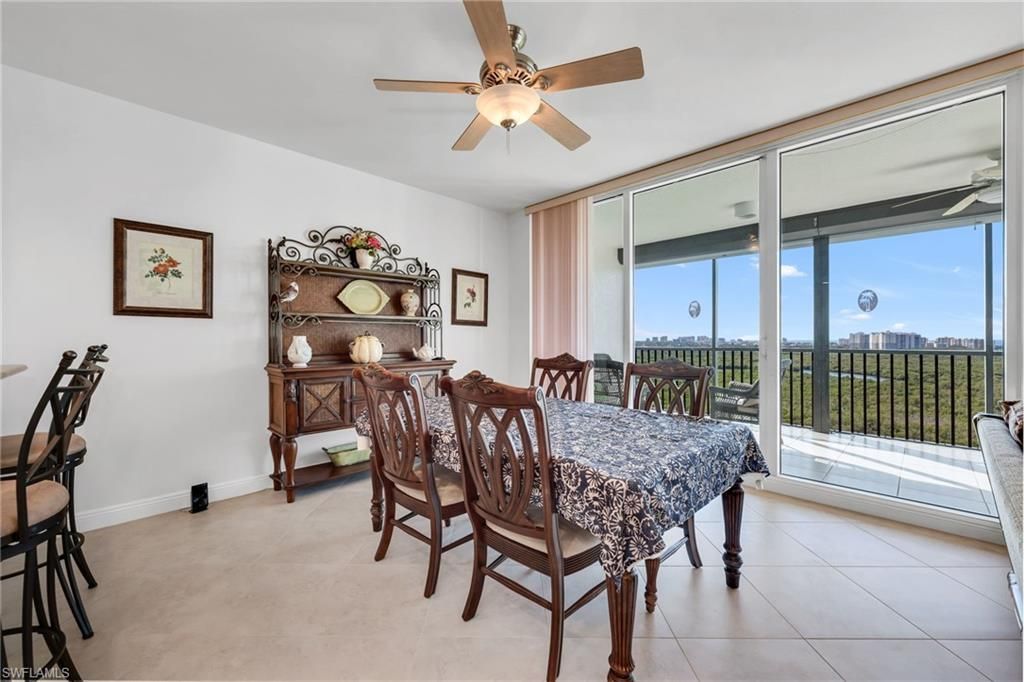 455 Cove Tower Dr, Unit 1603, Naples, FL 34110 Photo
