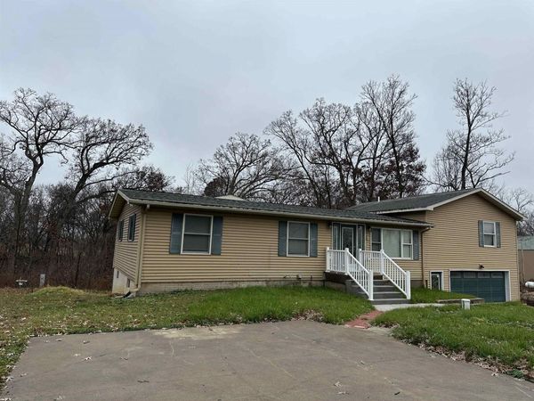 11027 HILLCREST Lane, SAVANNA, IL 61074