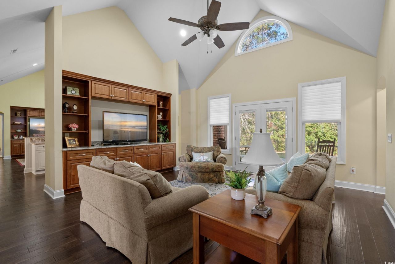 688 Chamberlin Rd. Photo 10