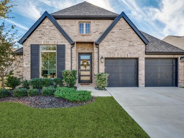 317 Foxthorne Way, Little Elm, TX 75068