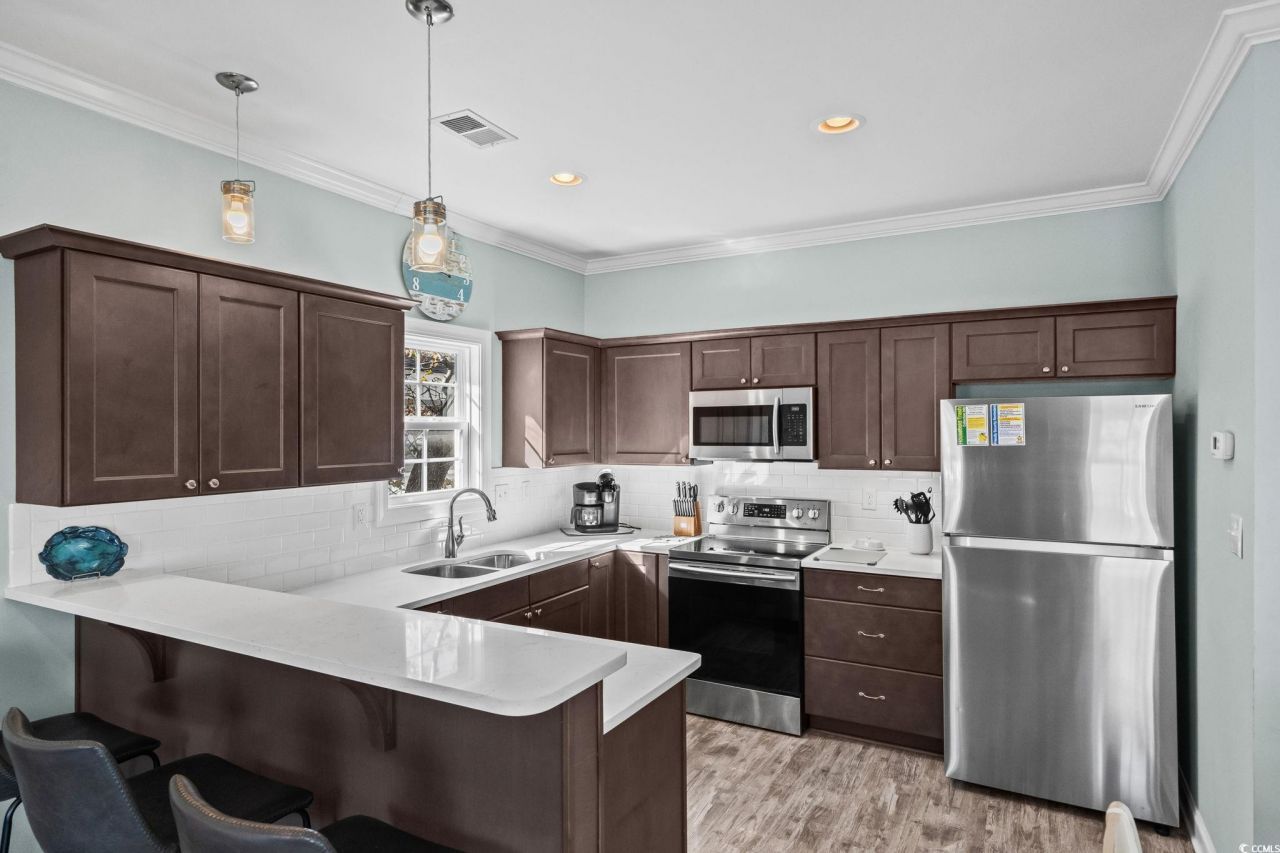 6001 N121 South Kings Hwy. Photo 17