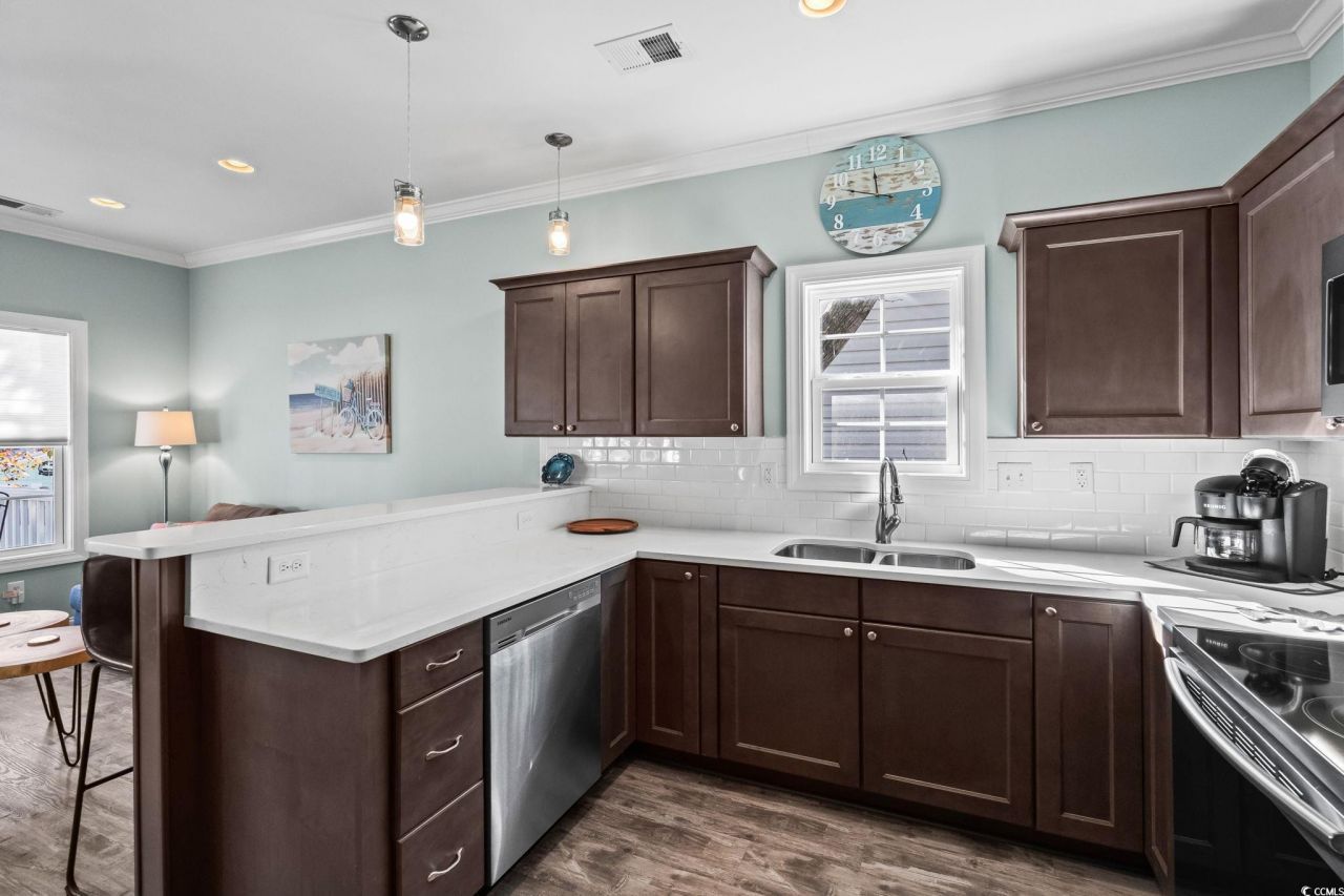 6001 N121 South Kings Hwy. Photo 18